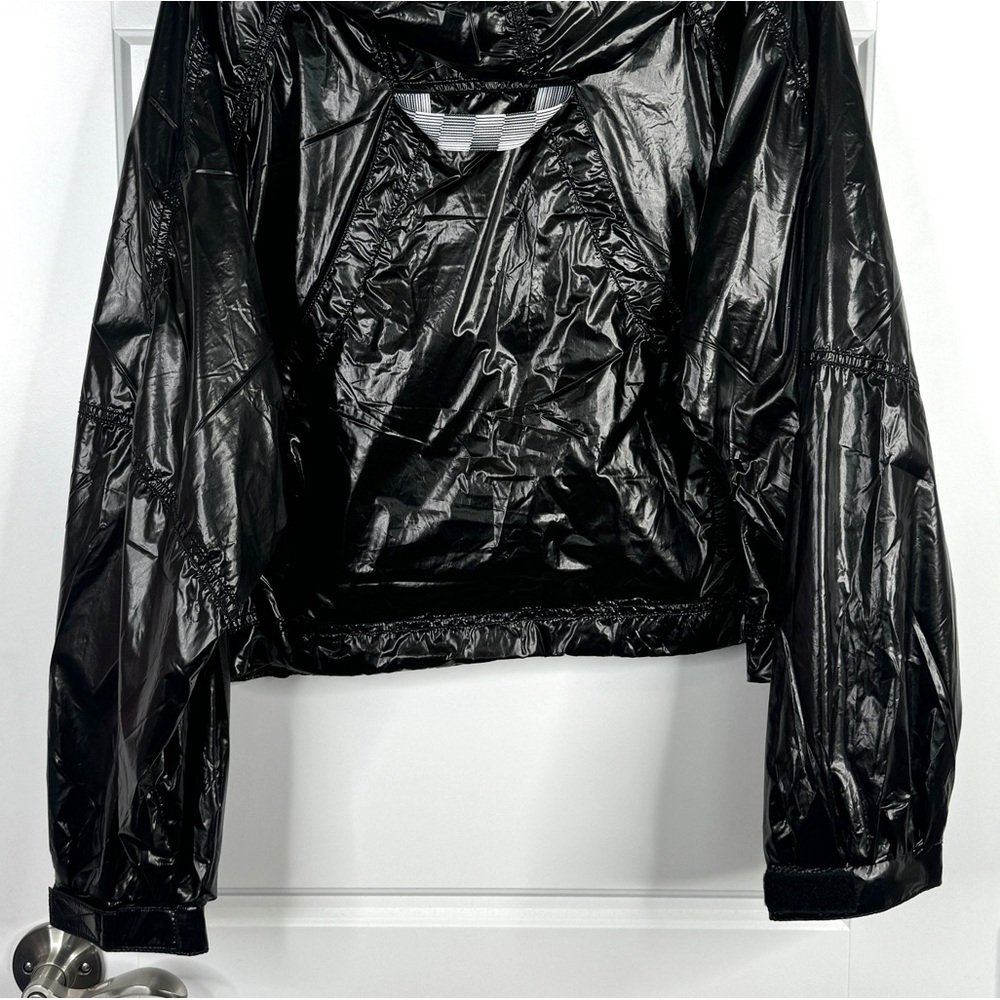 FREE PEOPLE FP Movement NEW Dew Drop Packable Rain Jacket NEW Size M Shiny Black - Picture 10 of 16